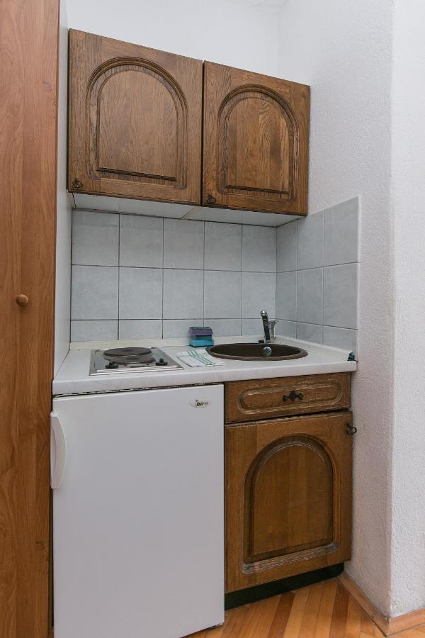 Apartments With A Parking Space Baska Voda, Makarska - 6773 Exterior foto