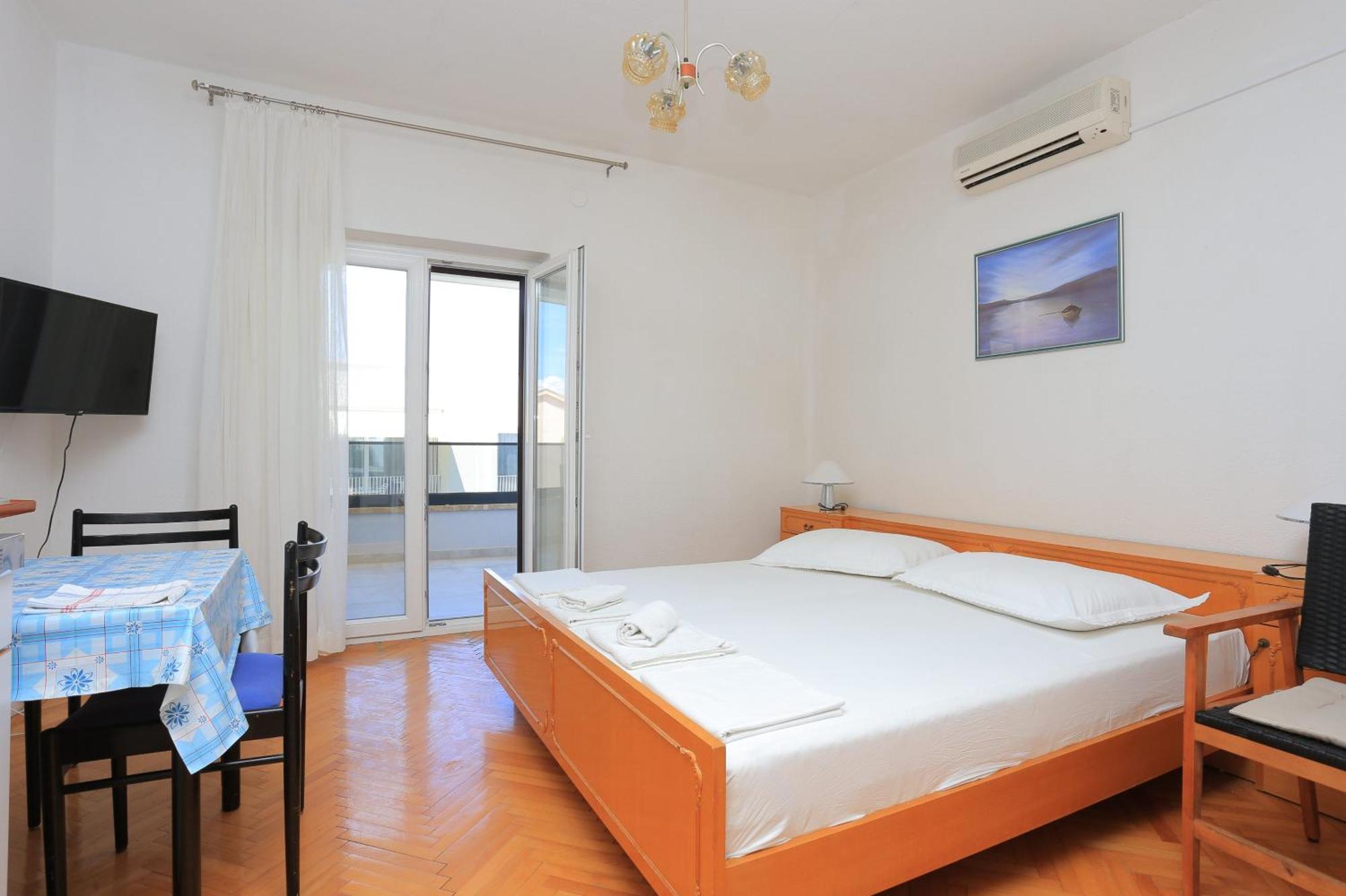 Apartments With A Parking Space Baska Voda, Makarska - 6773 Exterior foto