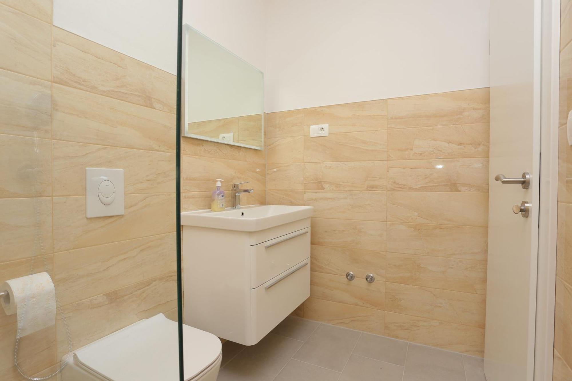 Apartments With A Parking Space Baska Voda, Makarska - 6773 Exterior foto